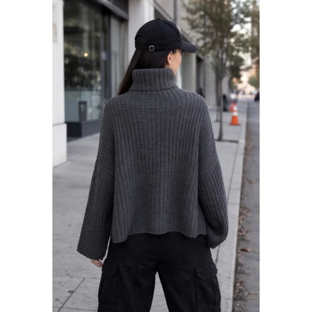 7115 BY SZEKI Dark Grey Turtleneck Sweater Merino Wool Boxy Oversized Small‎ - Picture 8 of 14